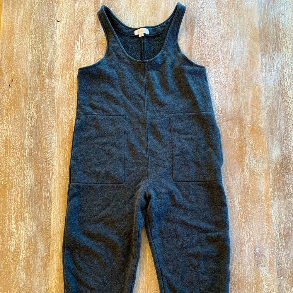 HTF • CLOSIE Romper in heather grey